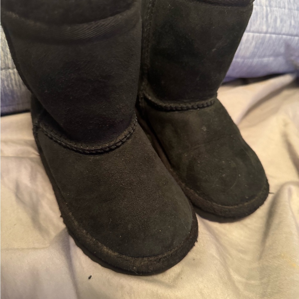 Black Ugg Boots